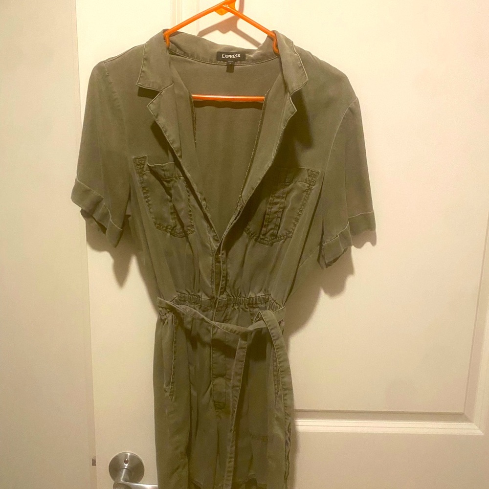 Army green express romper size Med
